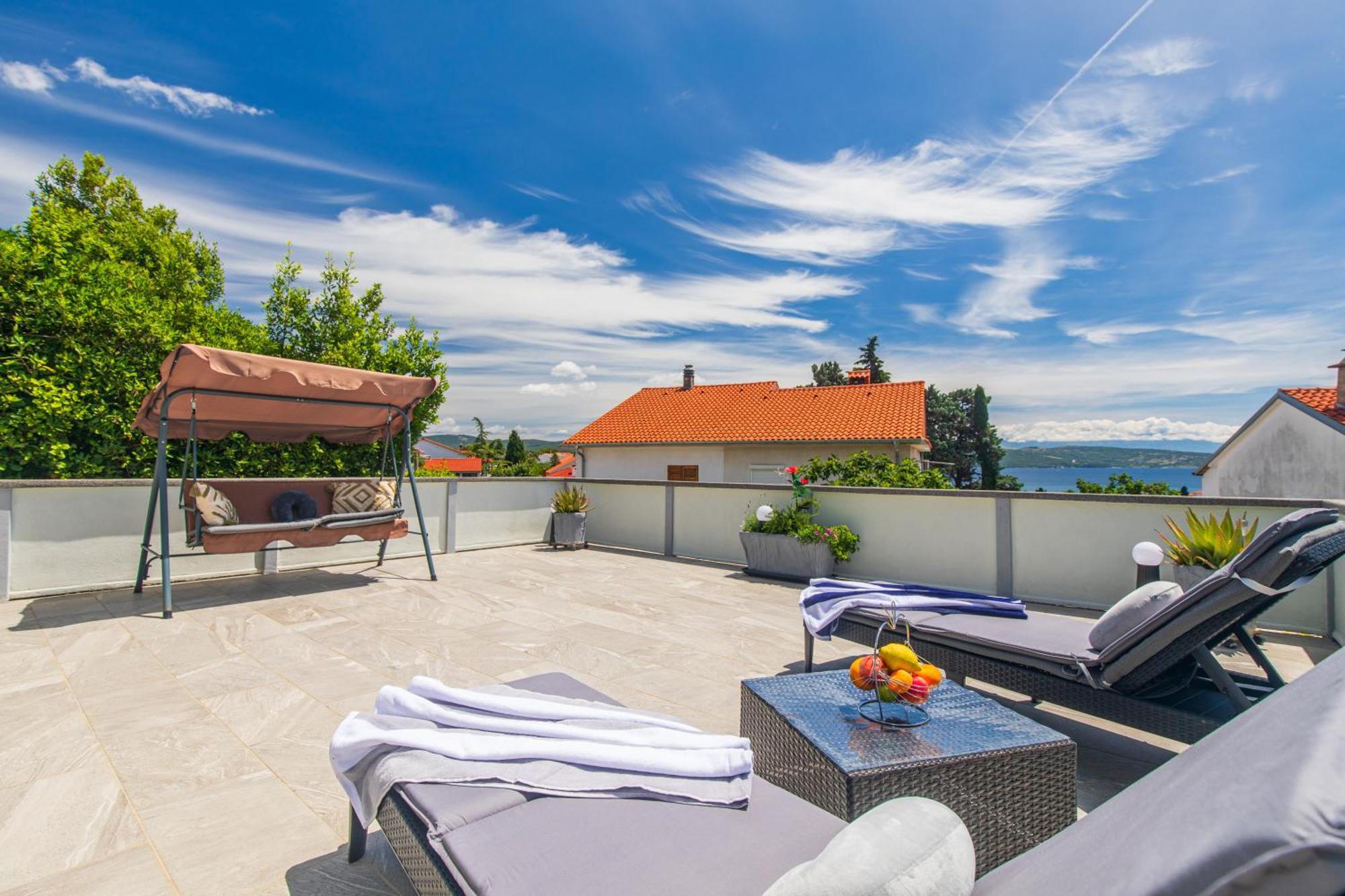 Apartment Tara With Seaview Krk Town Extérieur photo